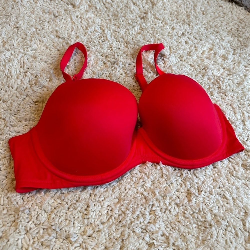 Victoria’s Secret PINK Bra 36C Wear Everywhere T-Shirt Bra Convertible Staps
